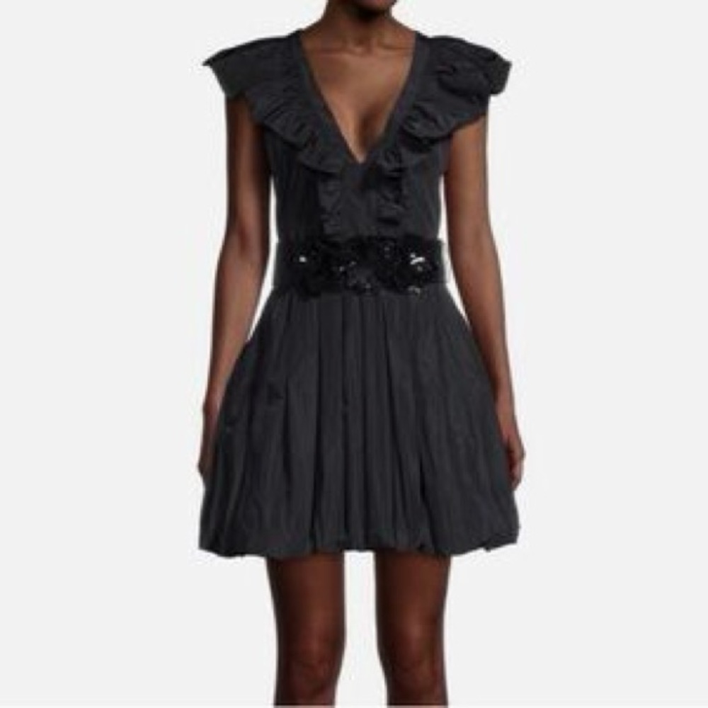 One33 Social Cocktail Dress Bubble Hem Ruffles V-neck Flutter Sleeves Size 12